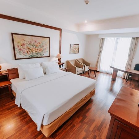 Arion Suites Hotel Bandung Extérieur photo