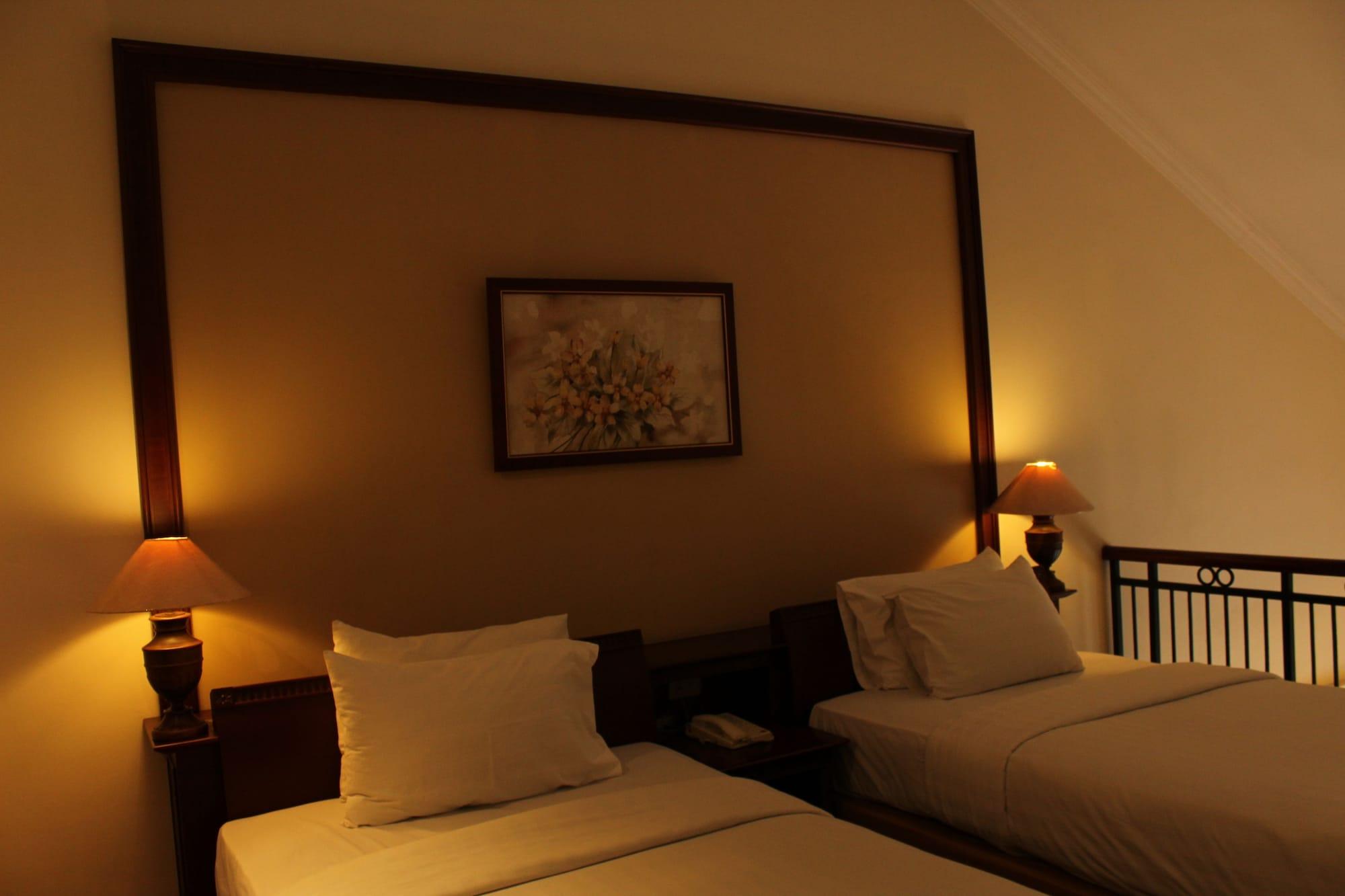 Arion Suites Hotel Bandung Extérieur photo