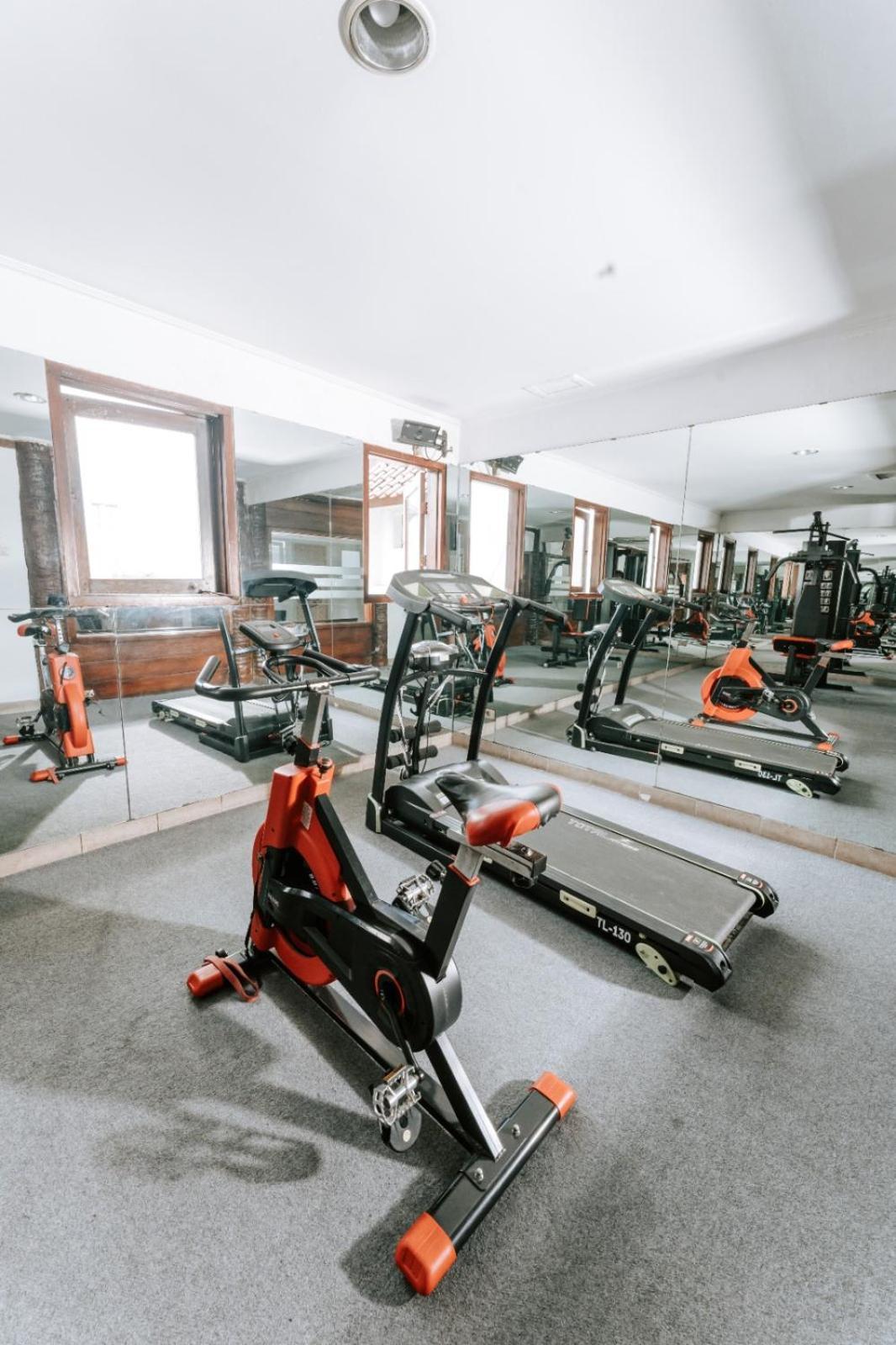 Arion Suites Hotel Bandung Extérieur photo